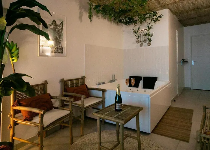 Lägenhet Bali Serenity Balneo Et Lit Rond Lagnieu